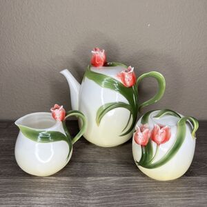Vintage Graff Porcelain Tea Set 3D Tulip Flower Teapot Sugar Creamer Floral